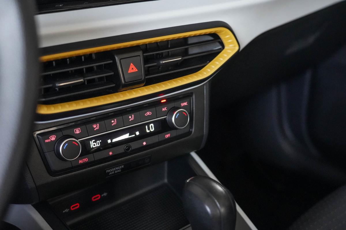 seat-arona-2024-gasolina-999cc