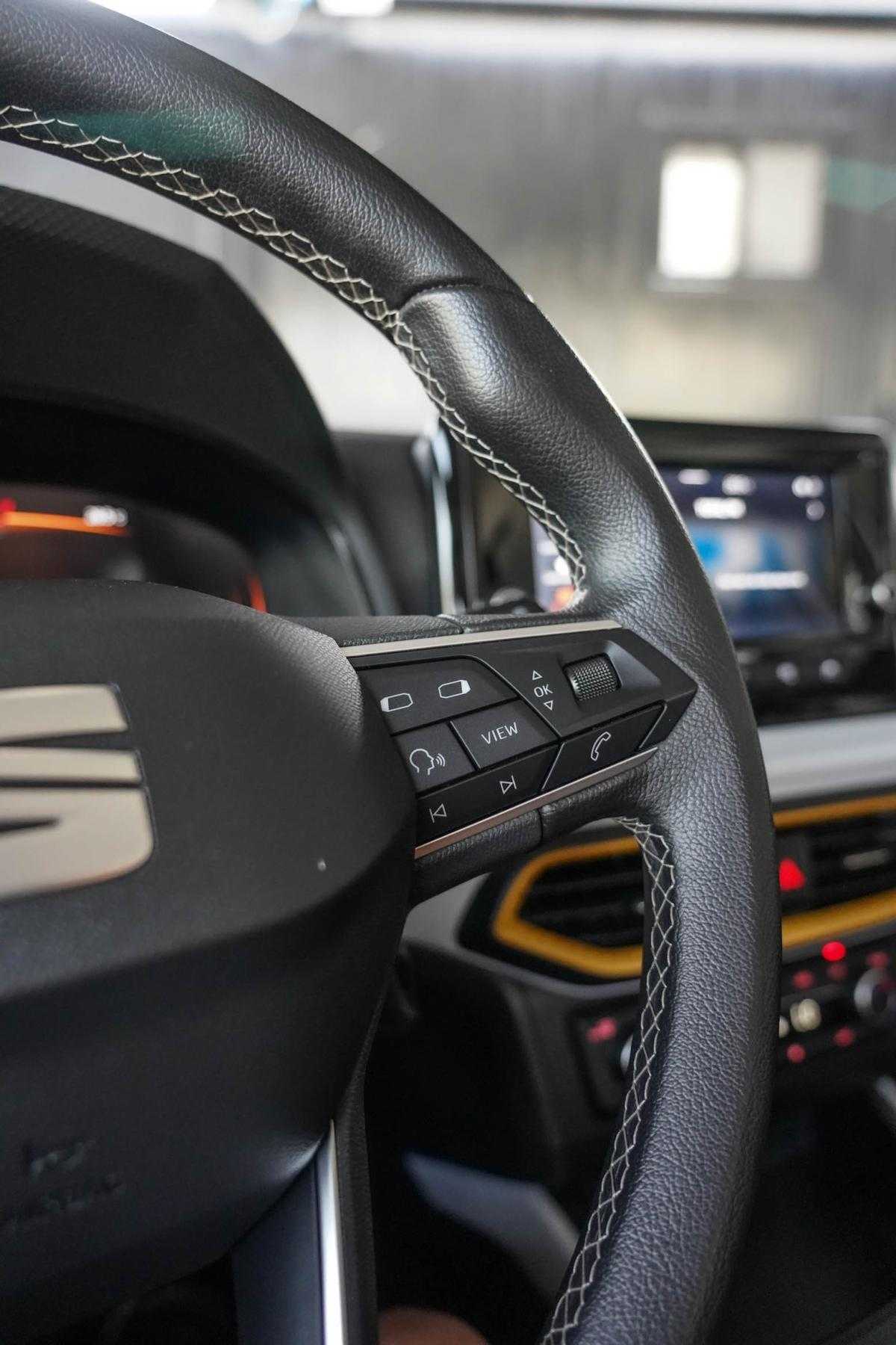 seat-arona-2024-gasolina-999cc