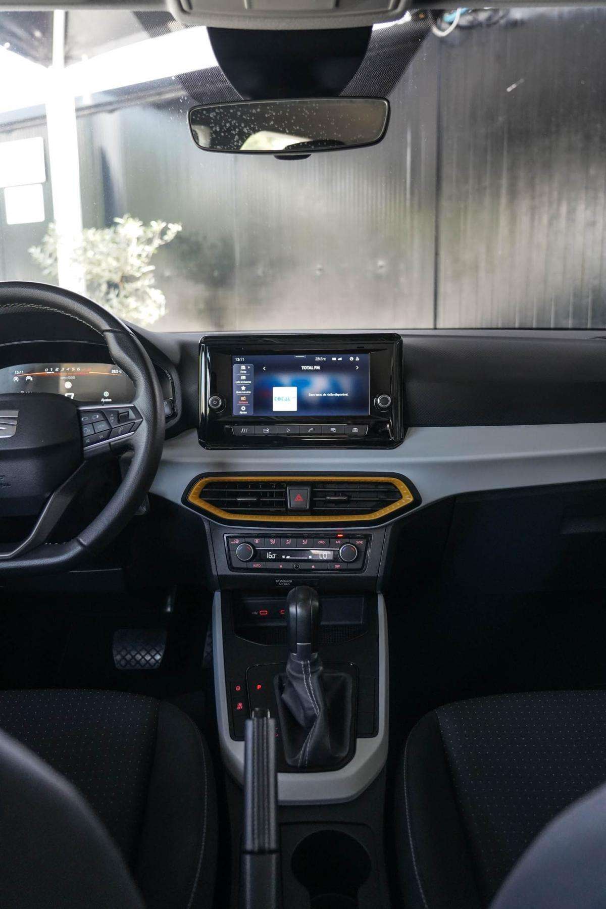 seat-arona-2024-gasolina-999cc