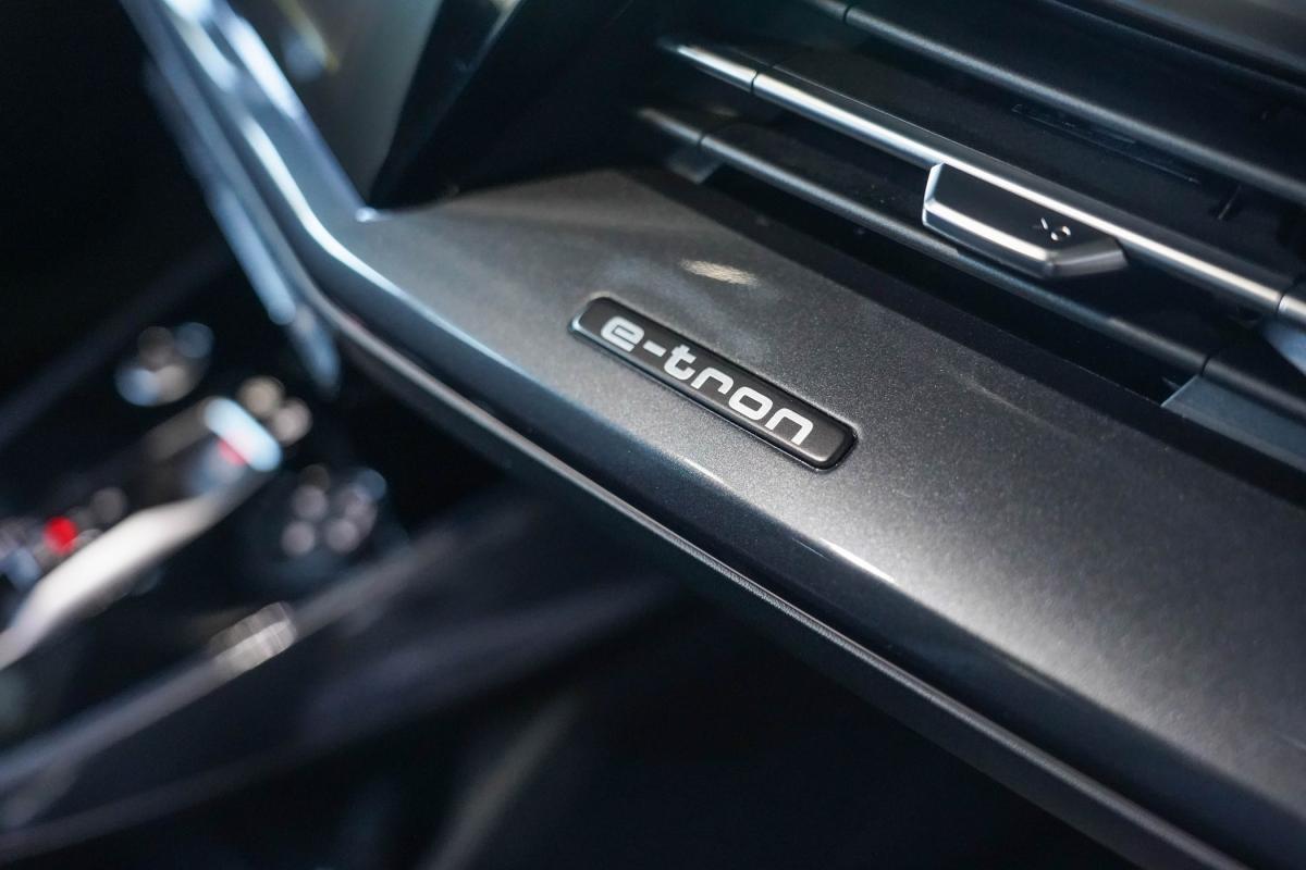 audi-q4-e-tron-2025-eletrico-0cc