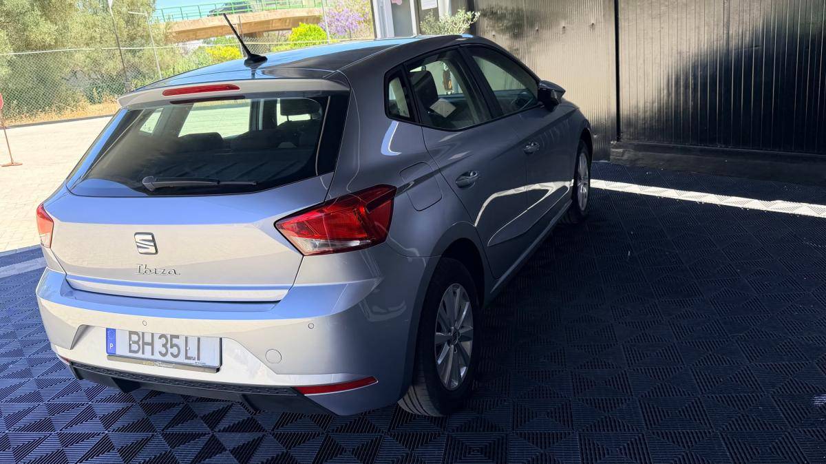 seat-ibiza-2024-gasolina-999cc
