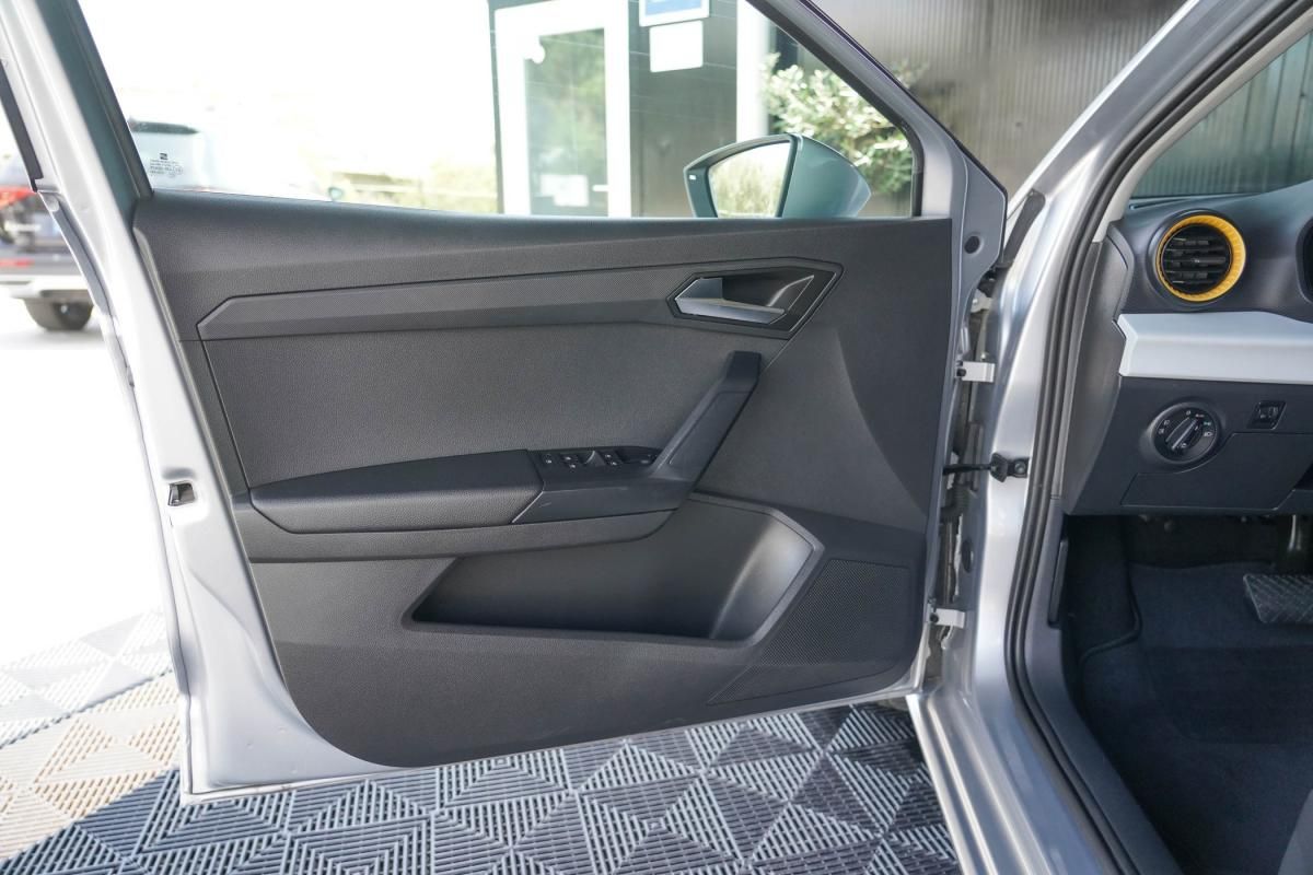 seat-ibiza-2024-gasolina-999cc