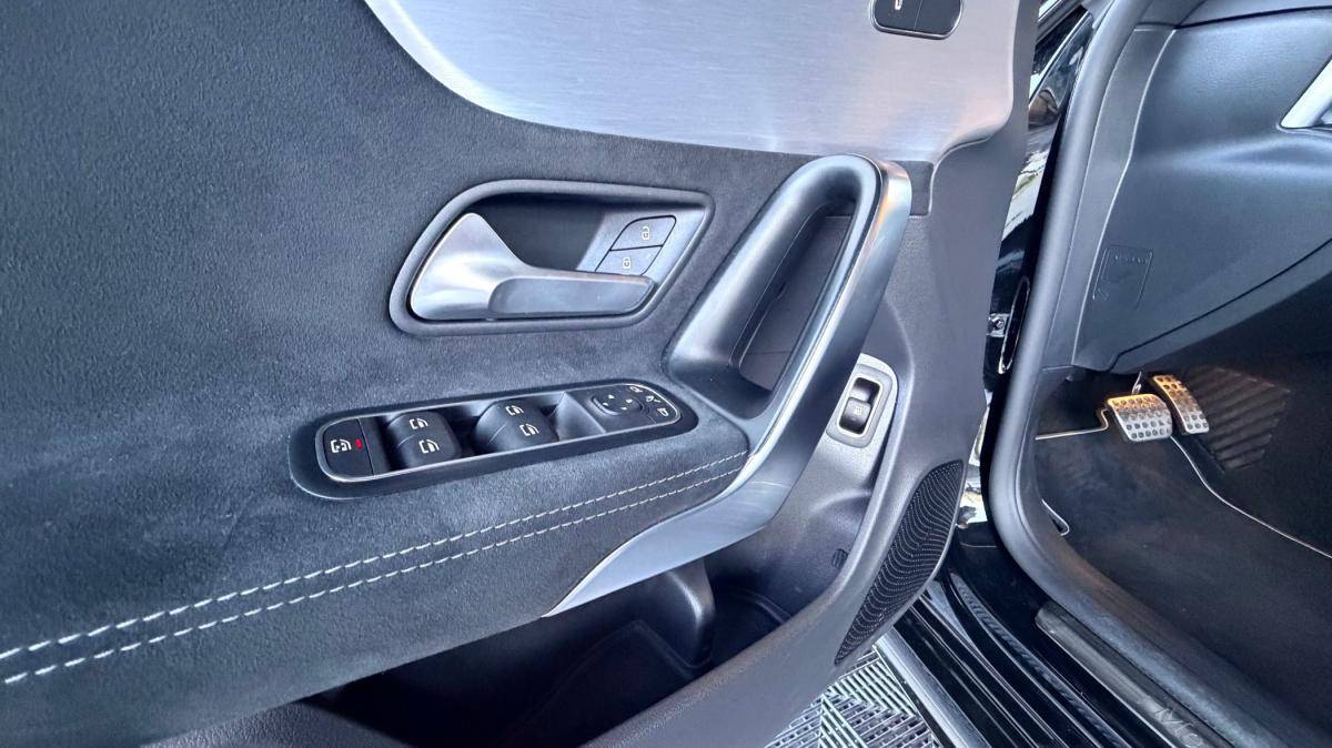 mercedes-benz-cla-2021-hibrido-a-gasolina-1332cc