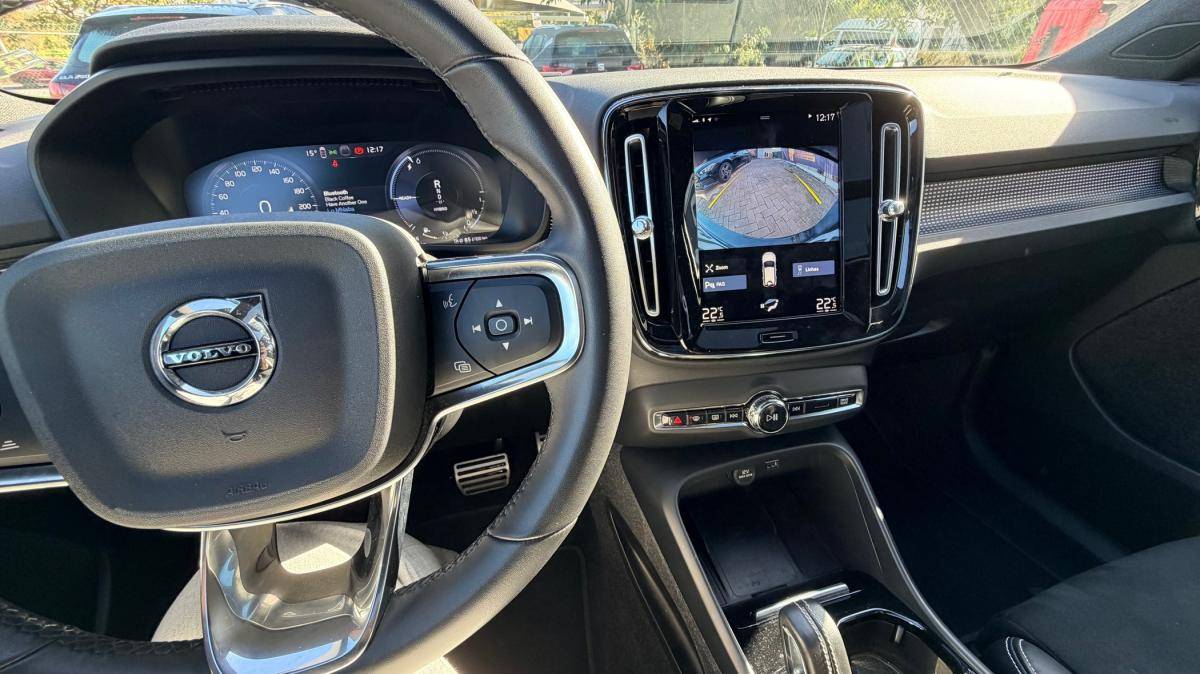 volvo-xc40-2021-hibrido-a-gasolina-1477cc
