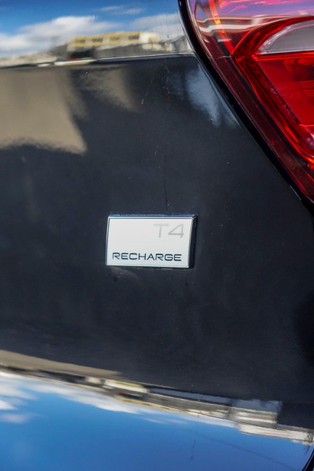 volvo-xc40-2021-hibrido-a-gasolina-1477cc