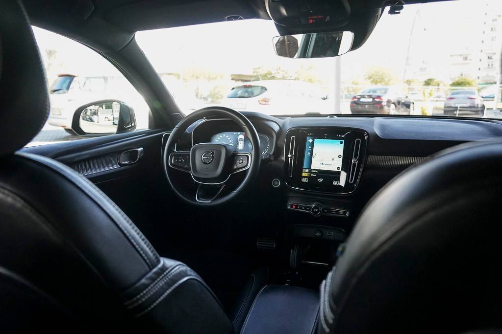 volvo-xc40-2021-hibrido-a-gasolina-1477cc