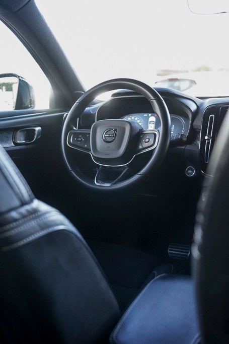 volvo-xc40-2021-hibrido-a-gasolina-1477cc