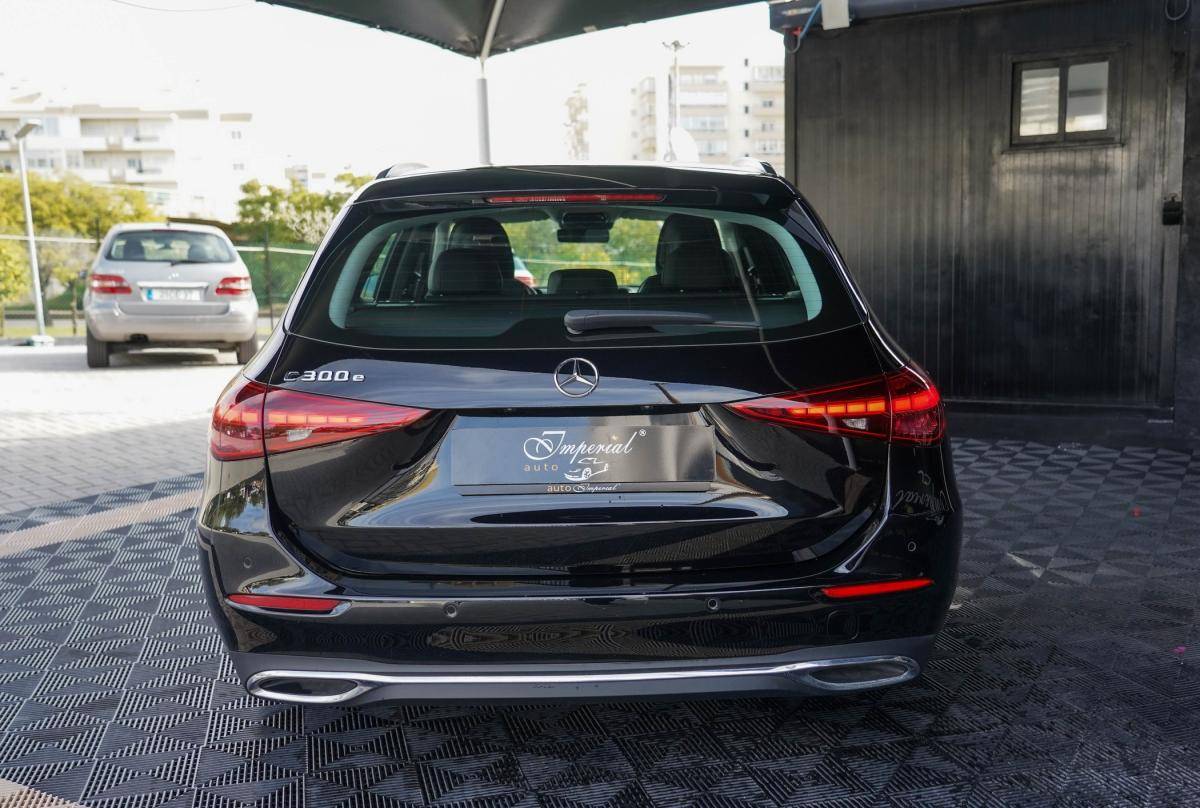 mercedes-benz-classe-c-2023-hibrido-a-gasolina-1999cc