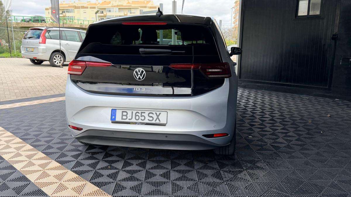 volkswagen-id-3-2024-eletrico-500cc