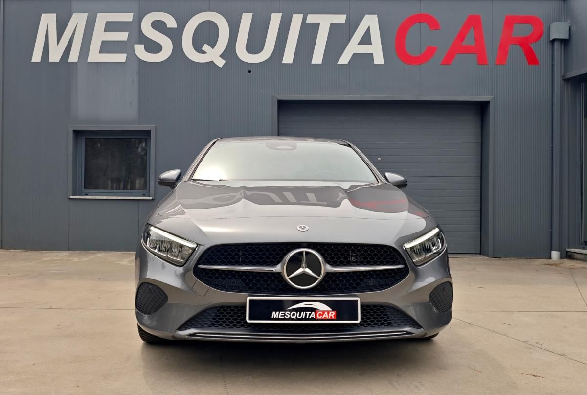 mercedes-benz-classe-a-2023-hibrido-a-gasolina-1332cc
