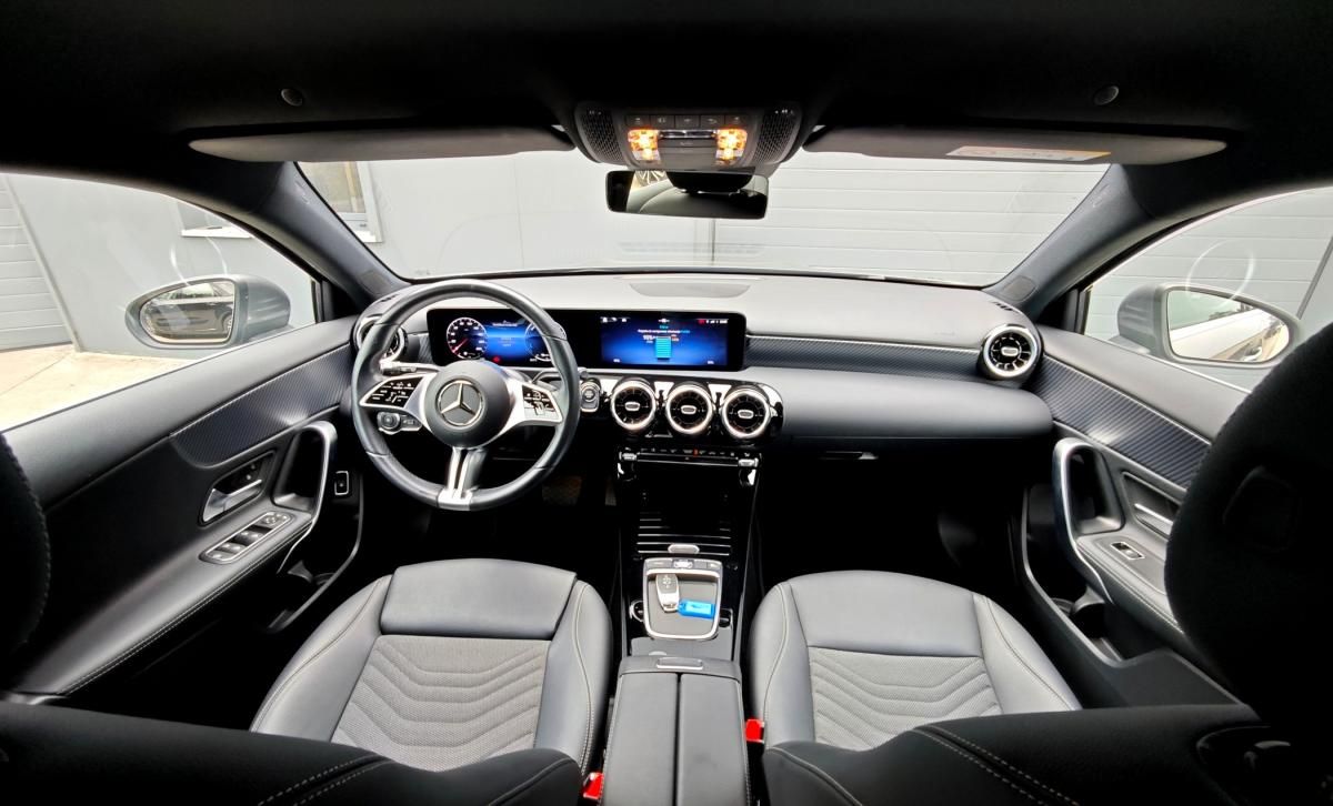 mercedes-benz-classe-a-2023-hibrido-a-gasolina-1332cc