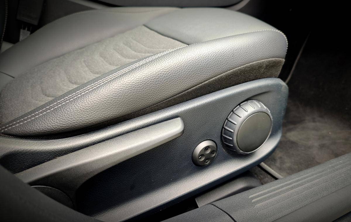 mercedes-benz-classe-a-2023-hibrido-a-gasolina-1332cc