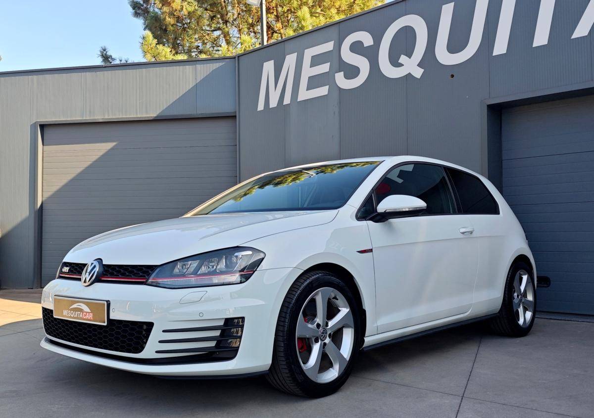 volkswagen-golf-2014-gasolina-1984cc