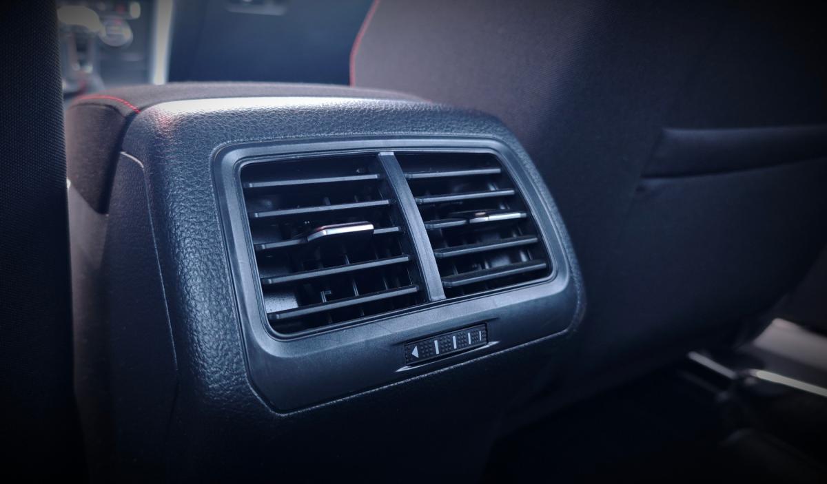 volkswagen-golf-2014-gasolina-1984cc