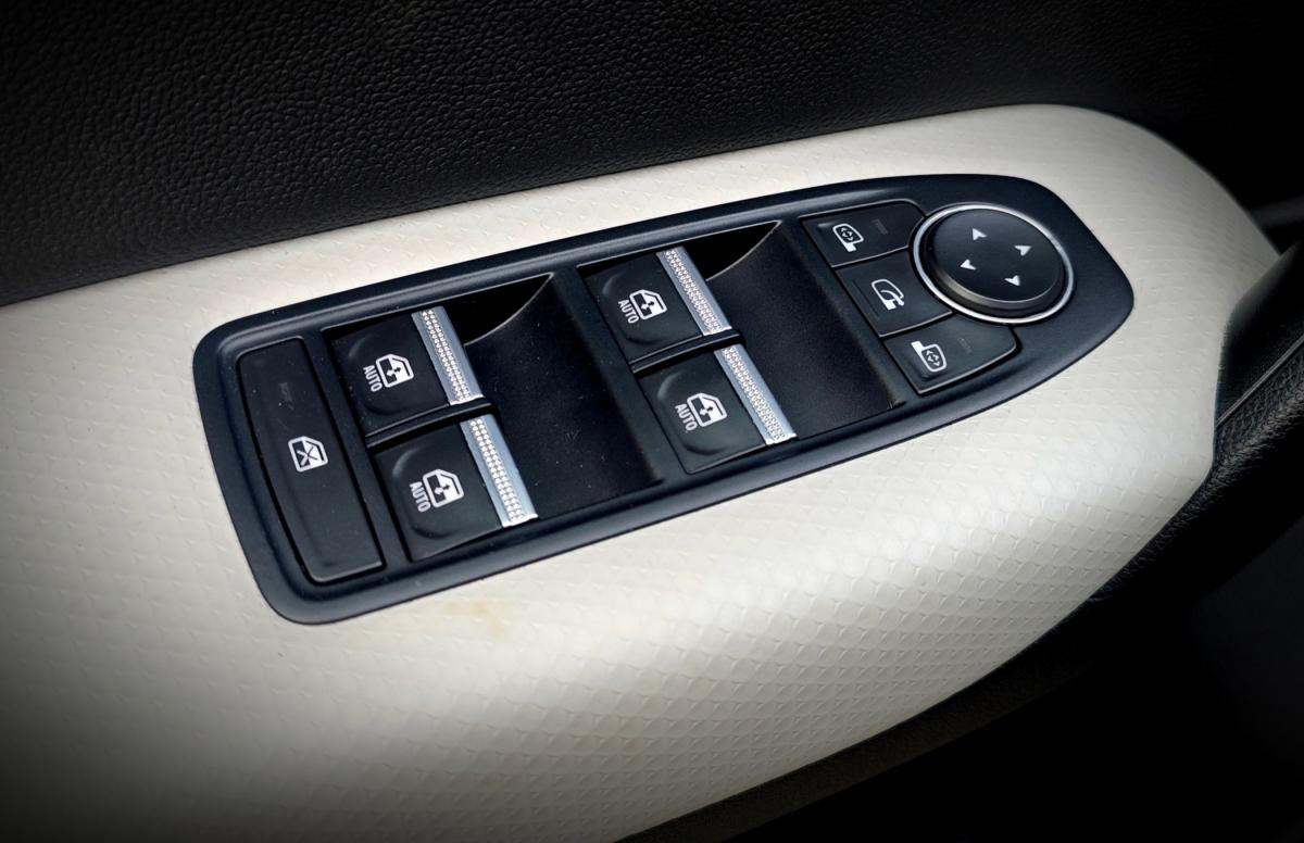 renault-captur-2021-hibrido-a-gasolina-1598cc