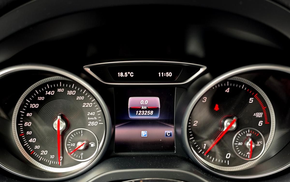 mercedes-benz-gla-2018-diesel-1461cc