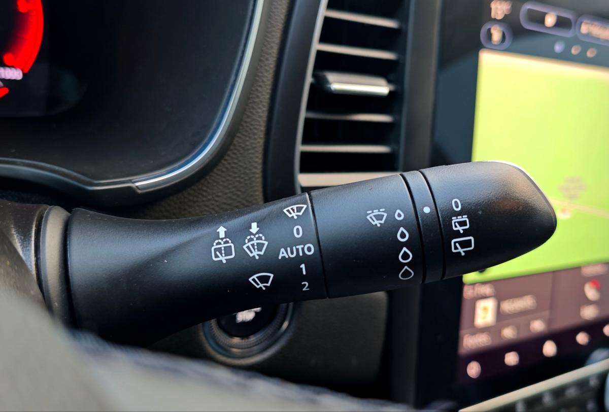 renault-megane-sport-tourer-2021-diesel-1461cc