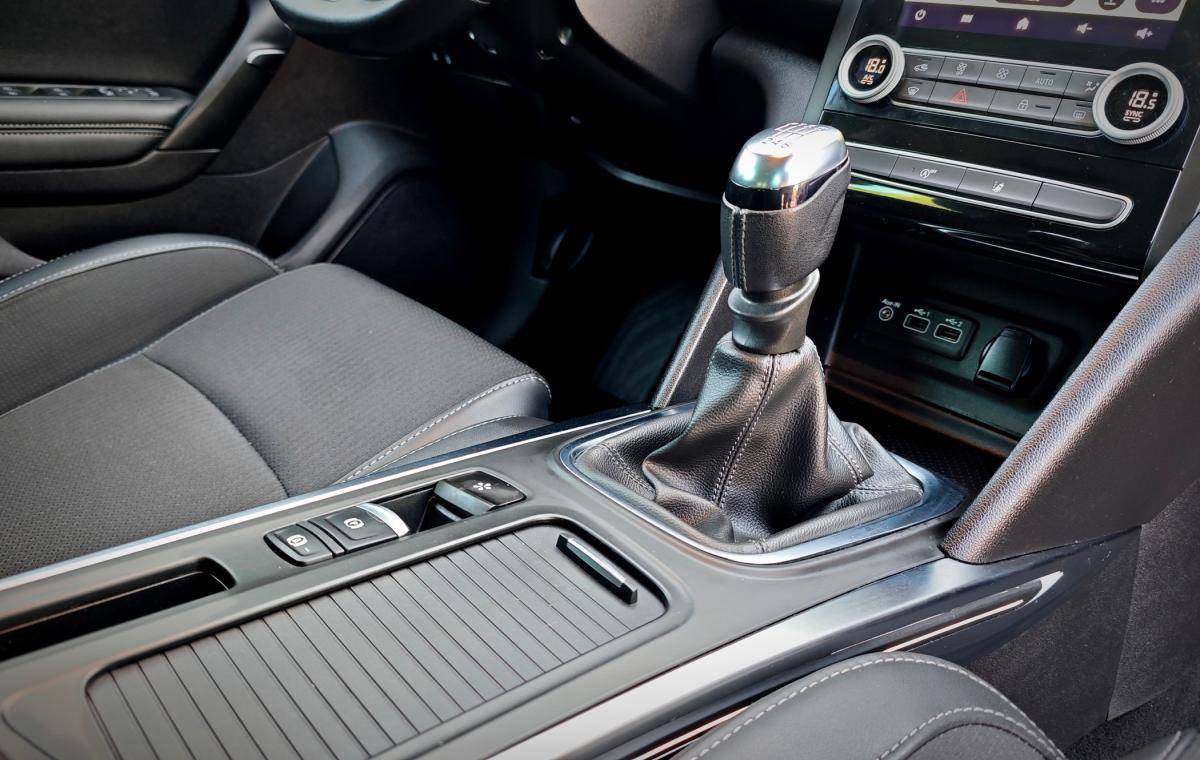 renault-megane-sport-tourer-2021-diesel-1461cc