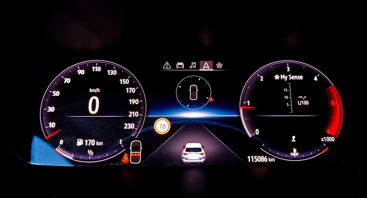 renault-megane-sport-tourer-2021-diesel-1461cc