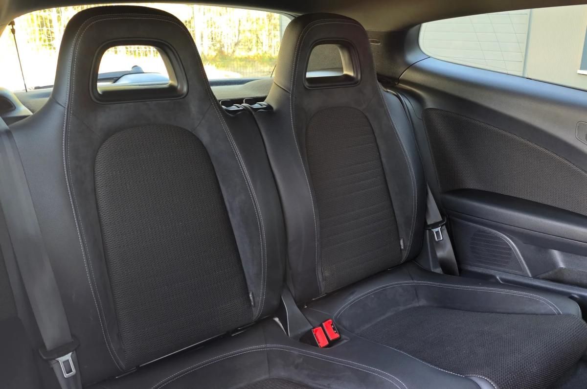 volkswagen-scirocco-2015-diesel-1968cc