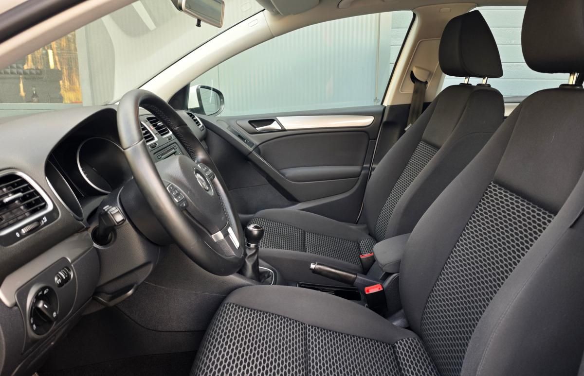 volkswagen-golf-2012-diesel-1598cc