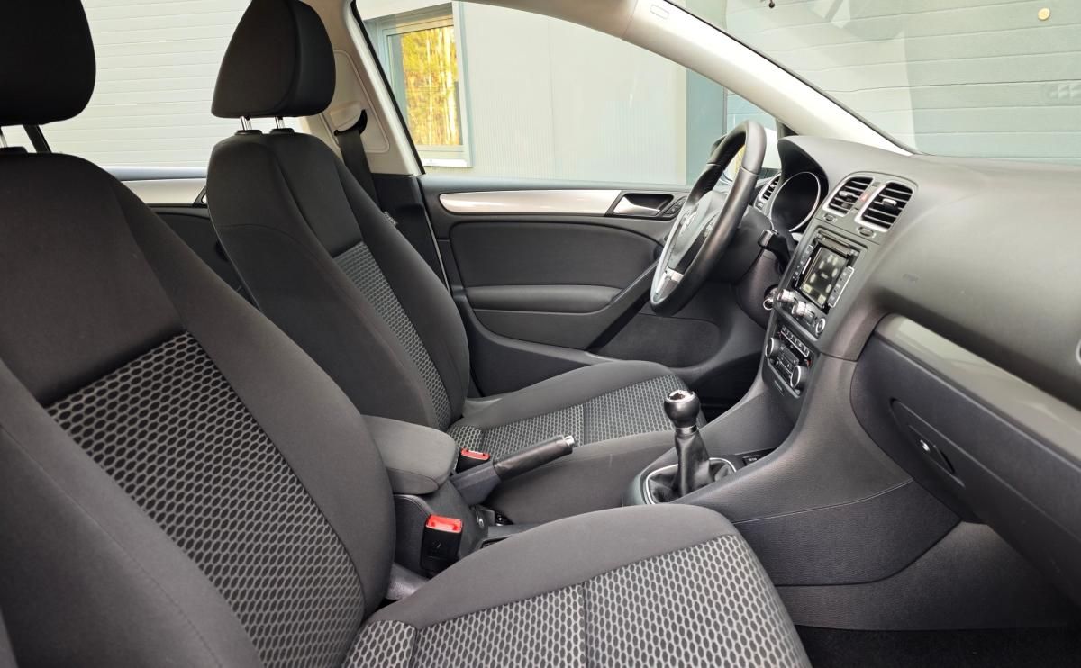 volkswagen-golf-2012-diesel-1598cc