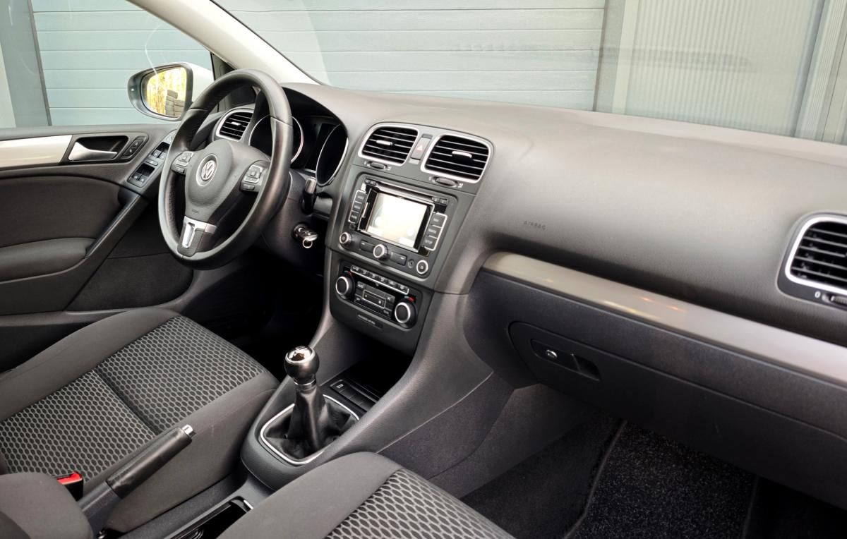 volkswagen-golf-2012-diesel-1598cc