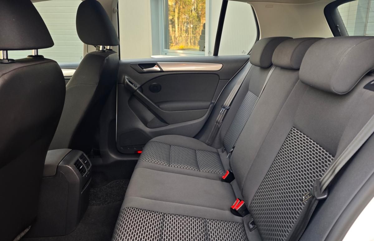 volkswagen-golf-2012-diesel-1598cc