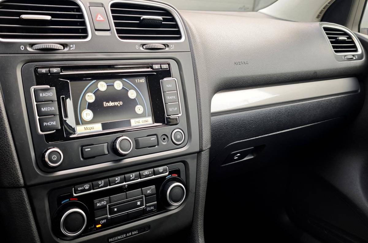 volkswagen-golf-2012-diesel-1598cc
