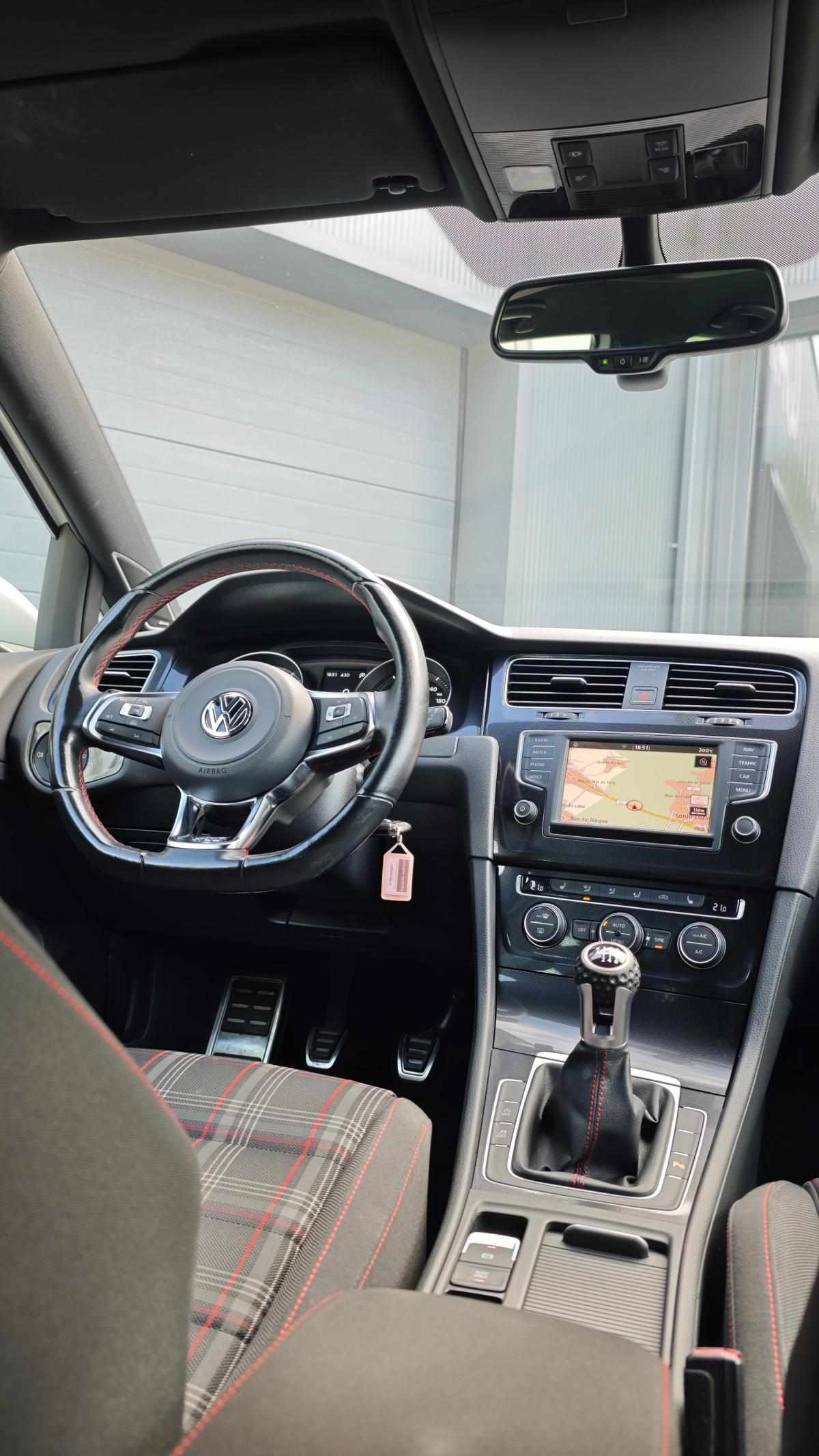 volkswagen-golf-2015-gasolina-1984cc