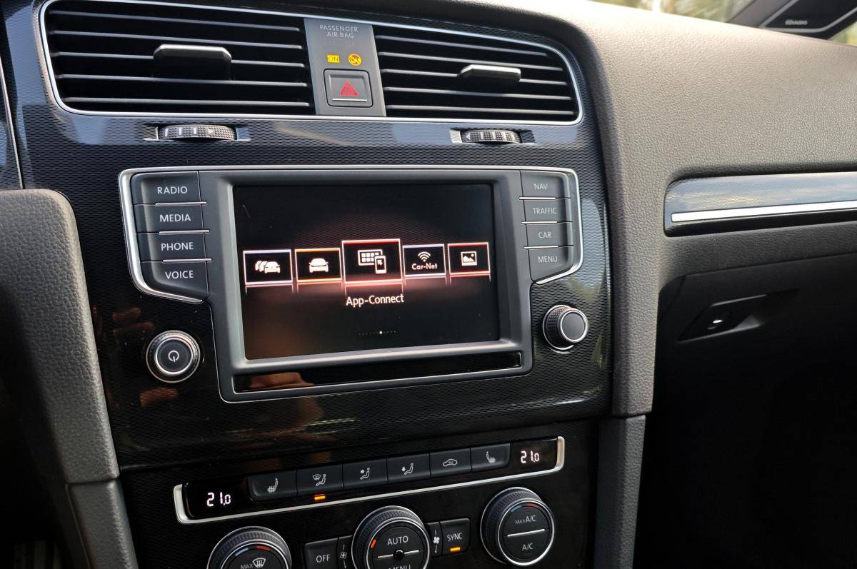 volkswagen-golf-2015-gasolina-1984cc