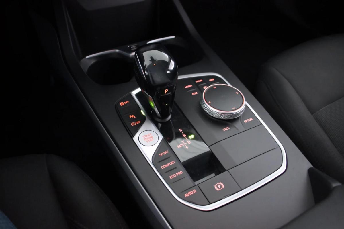 bmw-serie-1-2020-gasolina-1499cc