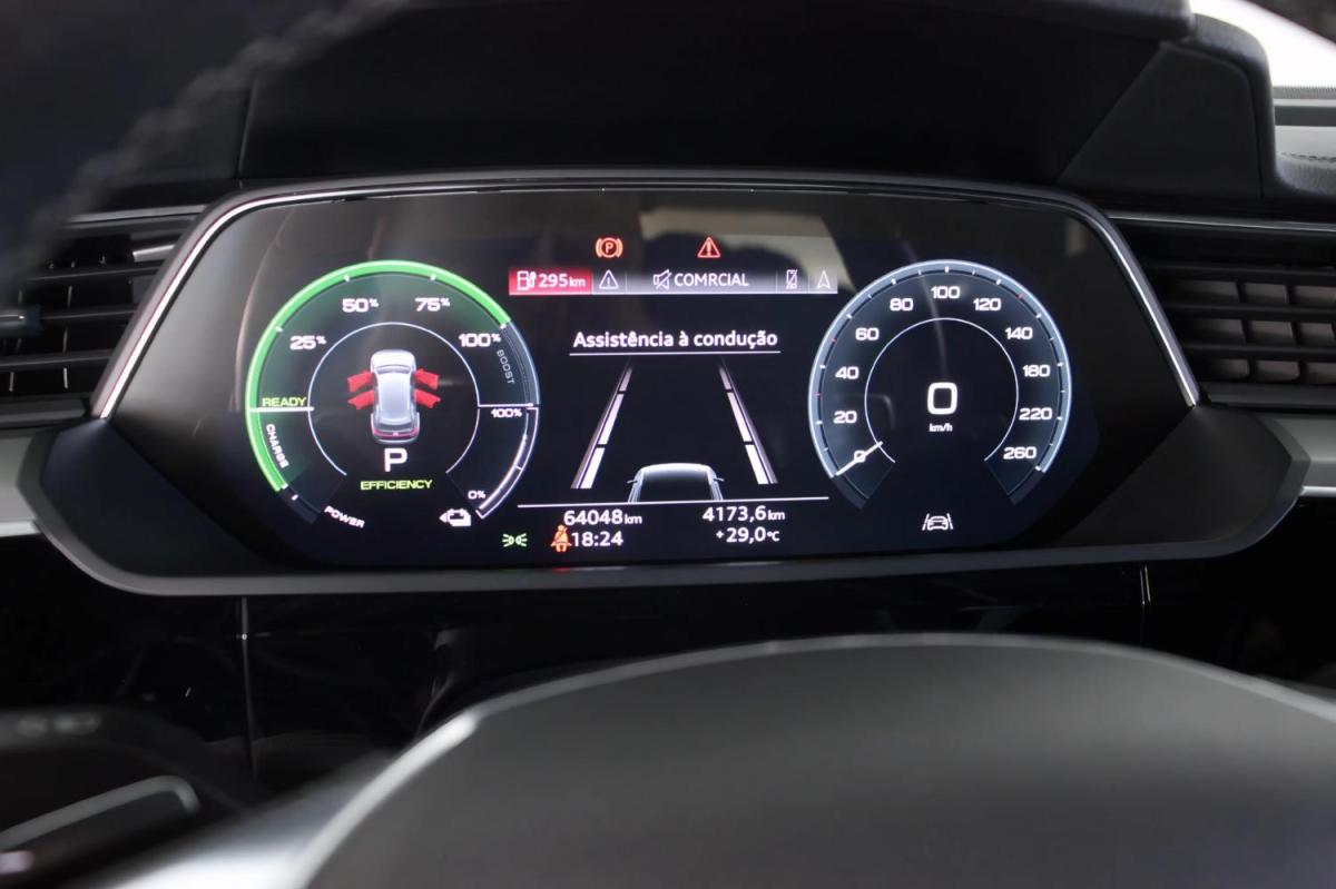 audi-e-tron-2022-eletrico-0cc