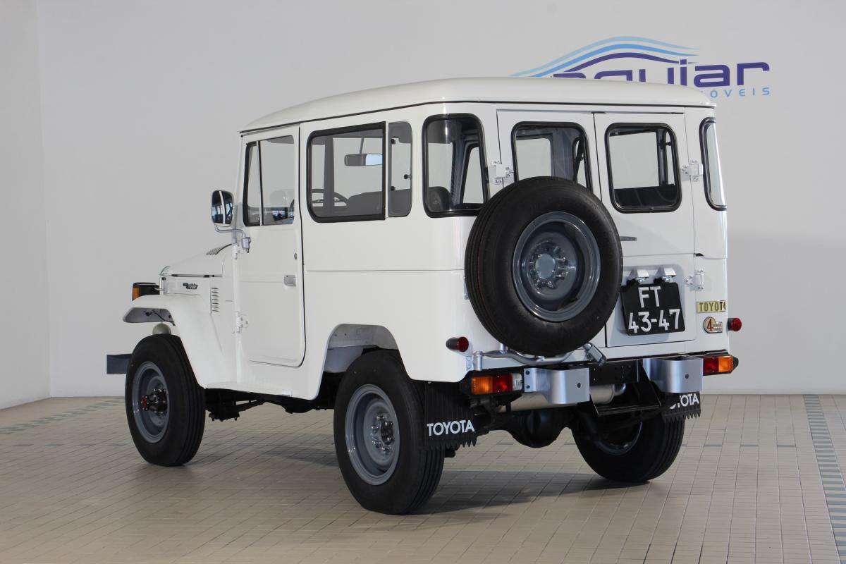toyota-land-cruiser-1986-diesel-2977cc