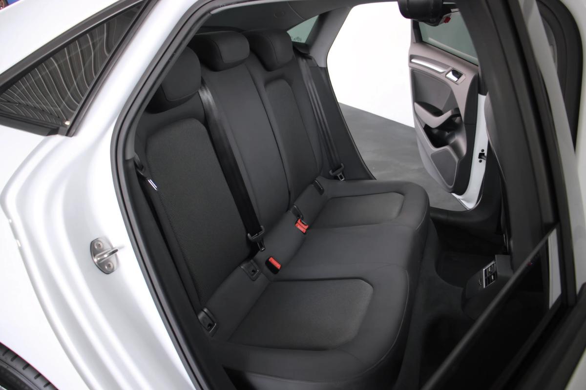 audi-a3-limousine-2017-diesel-1598cc