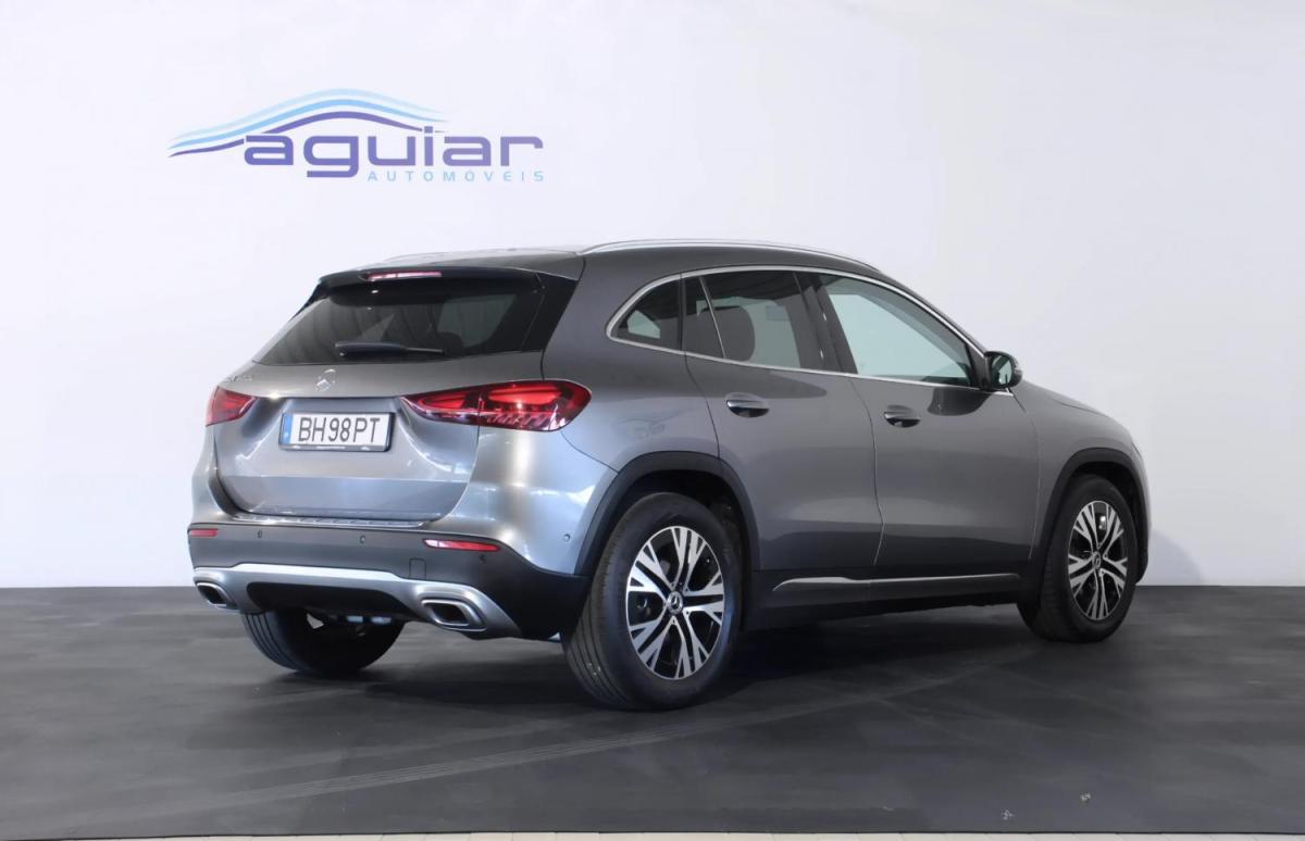 mercedes-benz-gla-2024-gasolina-1332cc