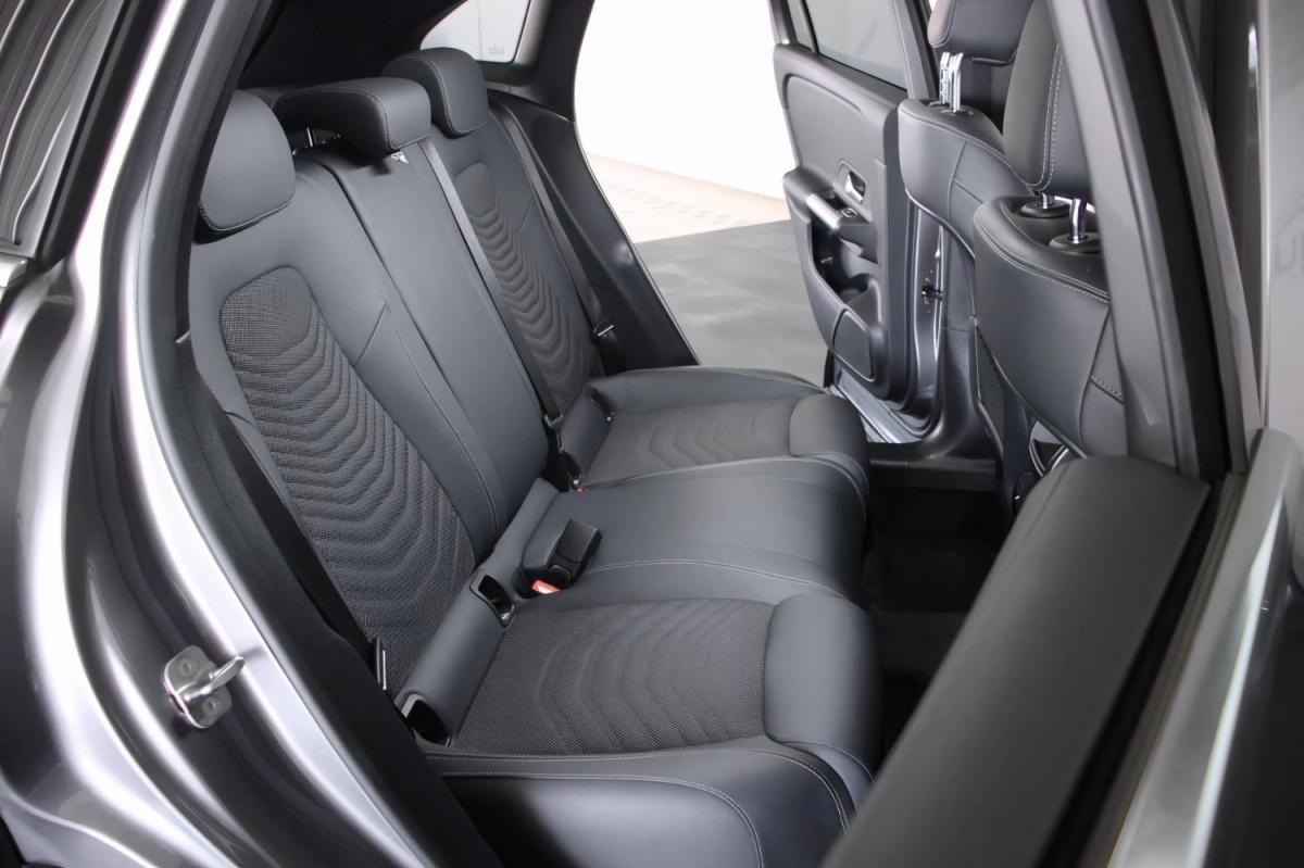 mercedes-benz-gla-2024-gasolina-1332cc
