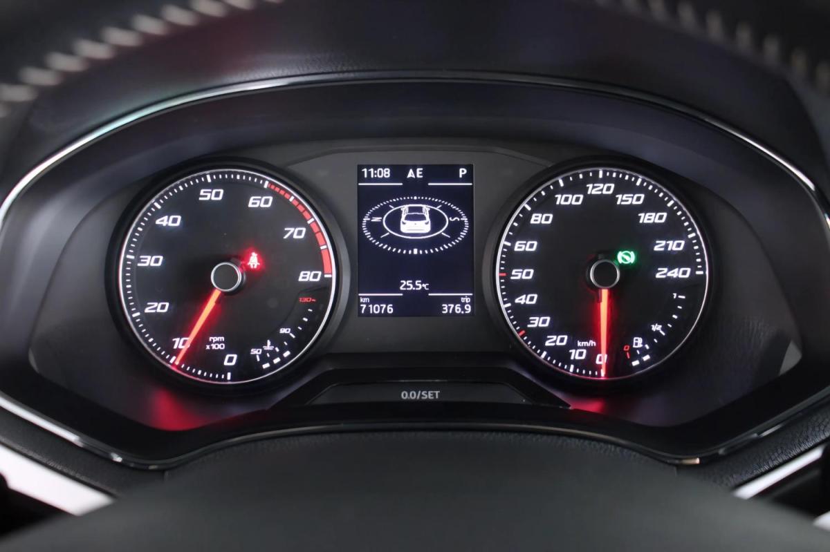 seat-arona-2017-gasolina-999cc