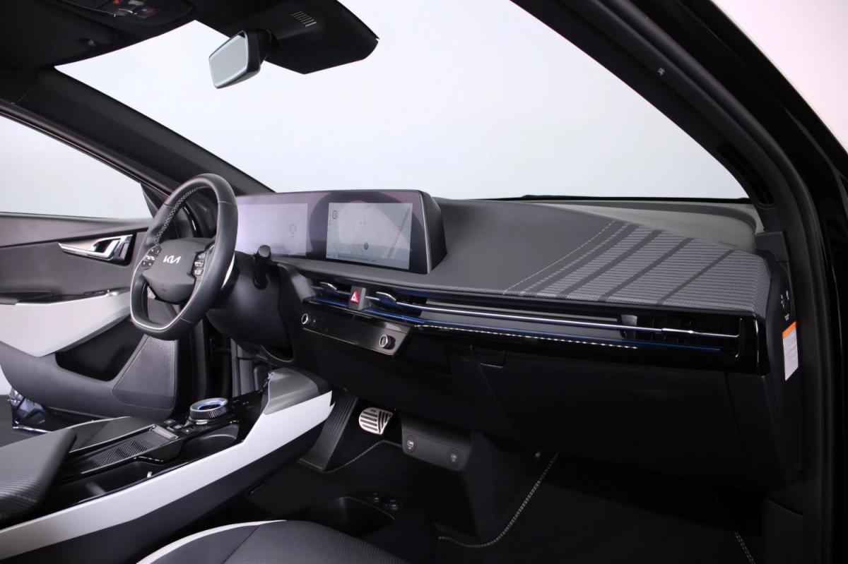 kia-ev6-2023-eletrico-0cc
