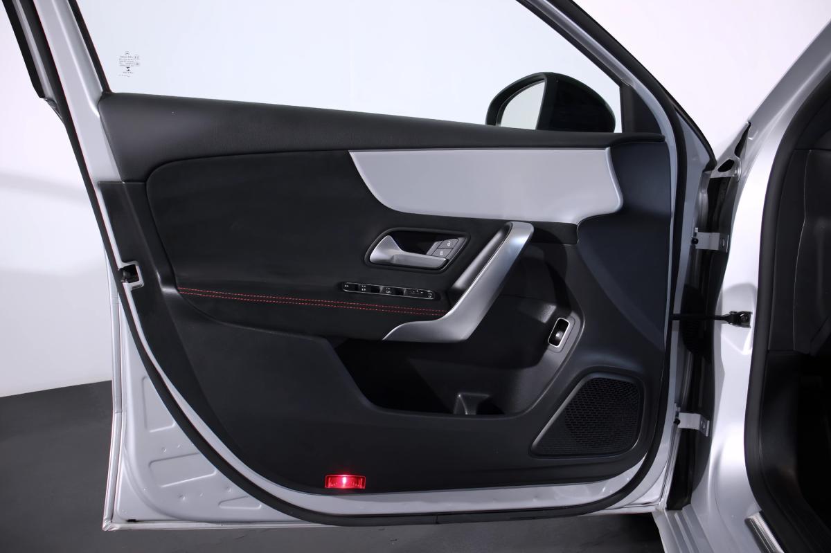 mercedes-benz-classe-a-2022-hibrido-a-gasolina-1332cc