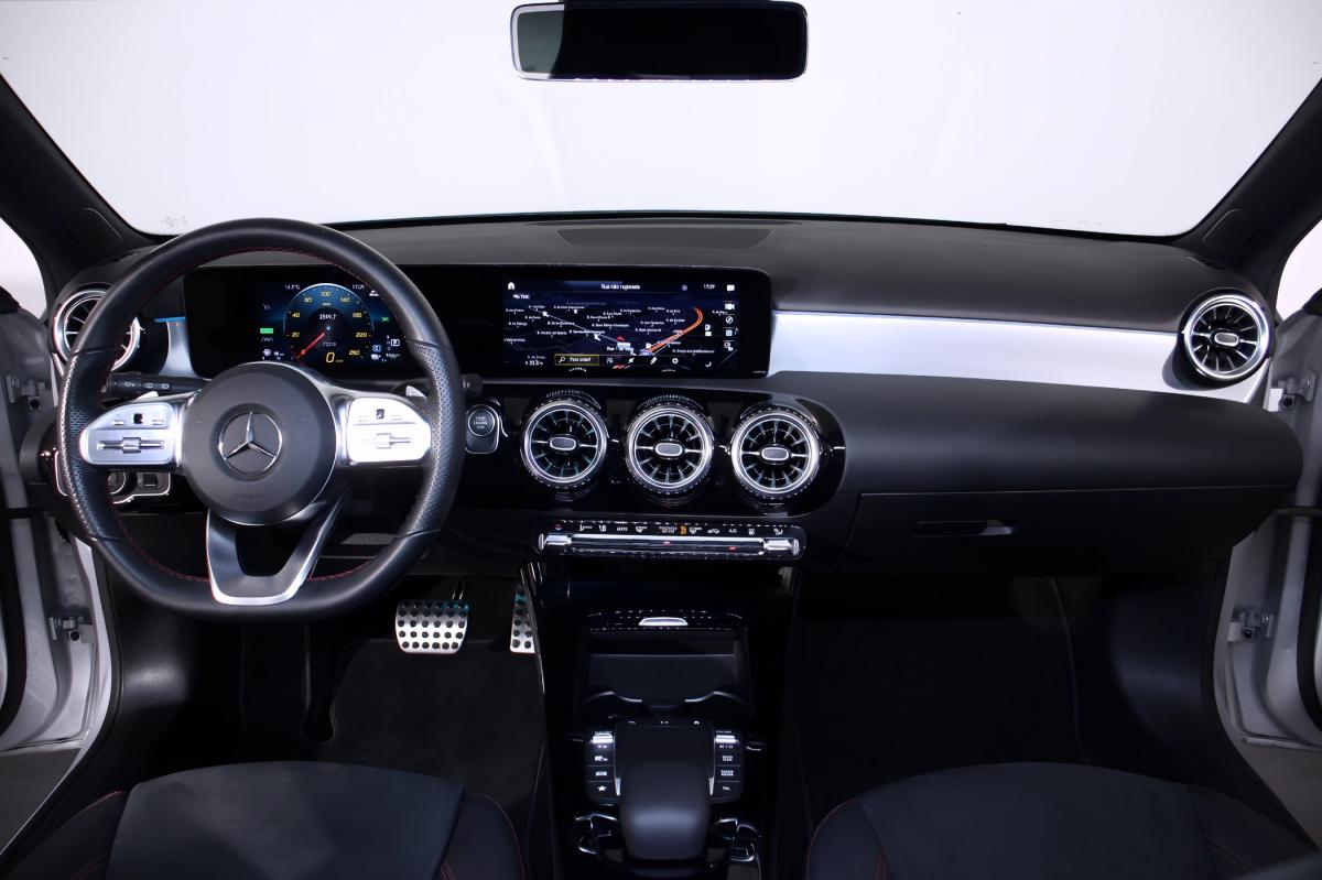 mercedes-benz-classe-a-2022-hibrido-a-gasolina-1332cc