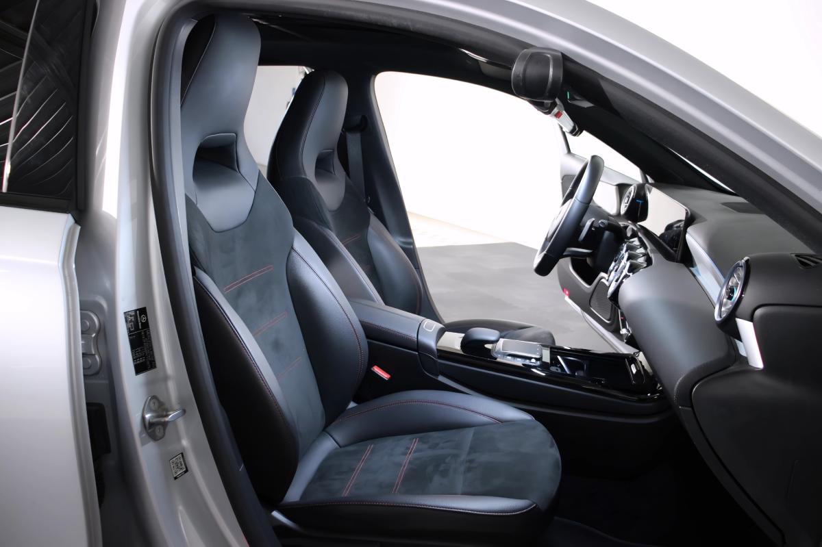 mercedes-benz-classe-a-2022-hibrido-a-gasolina-1332cc
