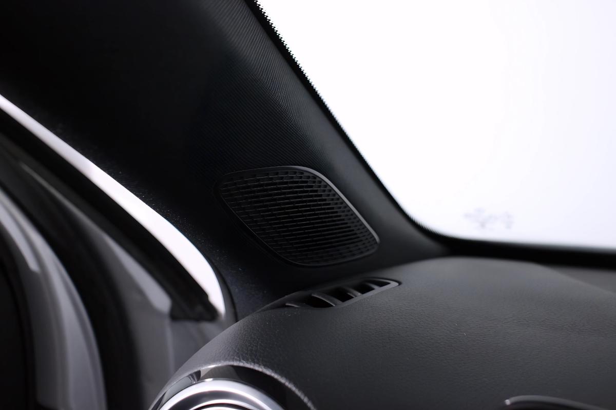 mercedes-benz-classe-a-2022-hibrido-a-gasolina-1332cc