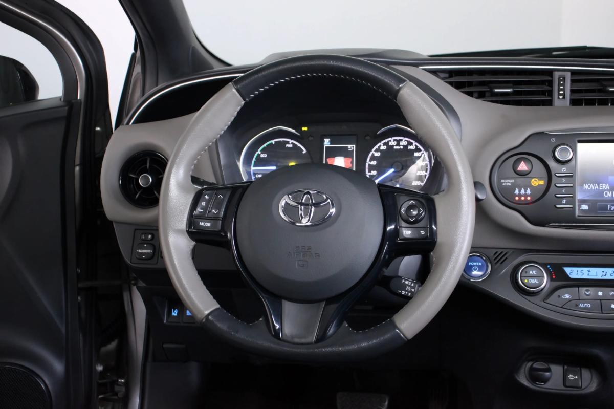 toyota-yaris-2017-hibrido-a-gasolina-1497cc