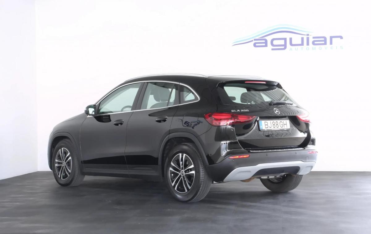 mercedes-benz-gla-2024-gasolina-1332cc