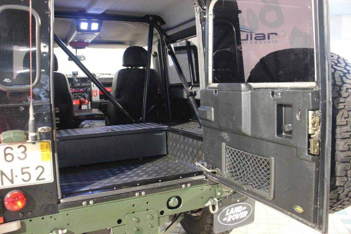 land-rover-defender-2008-diesel-2402cc
