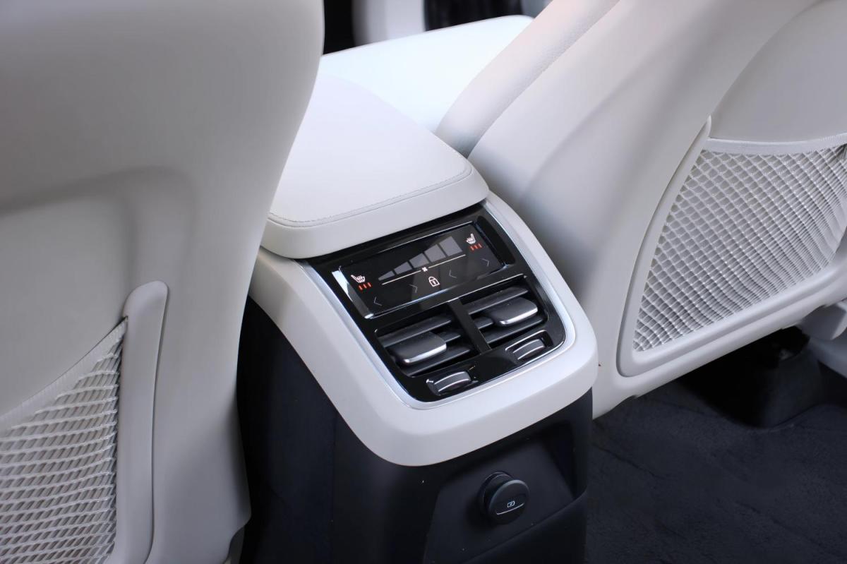 volvo-xc90-2023-hibrido-a-gasolina-1969cc