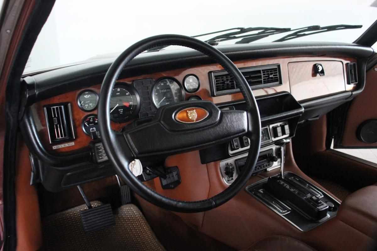jaguar-xj6-1982-gasolina-4235cc