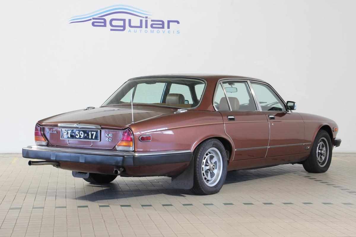 jaguar-xj6-1982-gasolina-4235cc