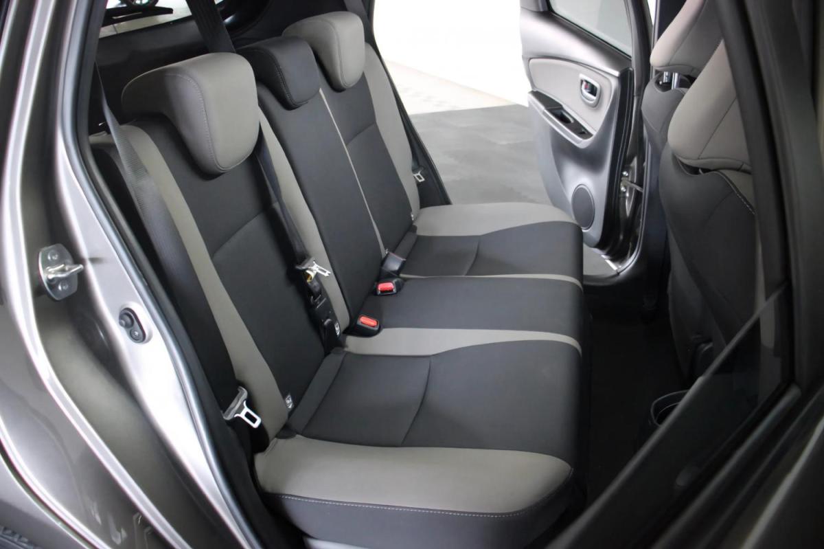 toyota-yaris-2017-hibrido-a-gasolina-1497cc